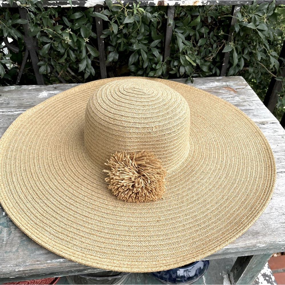 Nine west wide brim sun beach hat